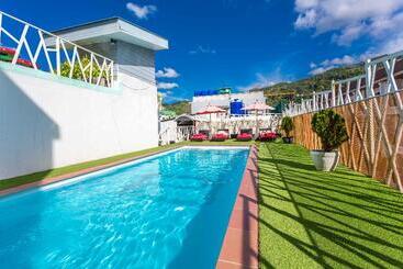 هتل Pj Patong Resortel