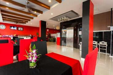 هتل Pj Patong Resortel