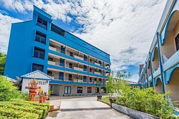 هتل Pure Phuket Residence