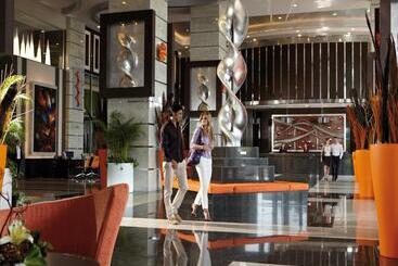 Отель Riu Plaza Guadalajara