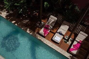 Rosas & Xocolate Boutique Hotel And Spa Merida, A Member Of Design Hotels