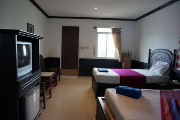 هتل Sand Inn