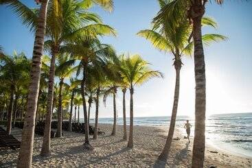 هتل Select Club At Sandos Caracol All Inclusive   Adults Only Area