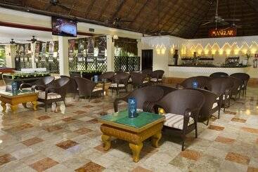 هتل Select Club At Sandos Caracol All Inclusive   Adults Only Area