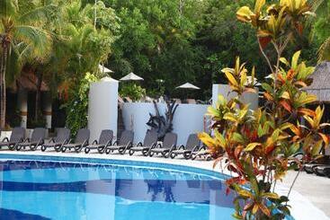 هتل Select Club At Sandos Caracol All Inclusive   Adults Only Area