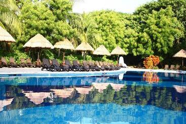 هتل Select Club At Sandos Caracol All Inclusive   Adults Only Area
