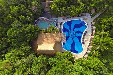 هتل Select Club At Sandos Caracol All Inclusive   Adults Only Area