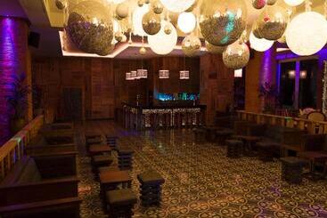 هتل Select Club At Sandos Caracol All Inclusive   Adults Only Area