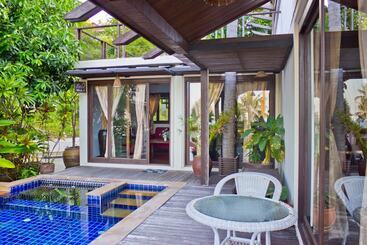 هتل Sasitara Residence