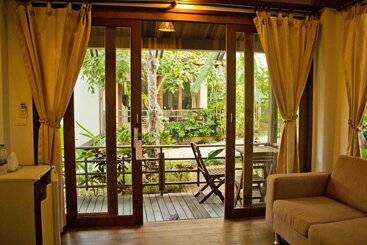 هتل Sasitara Residence