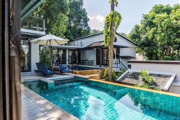 هتل Sasitara Residence