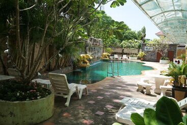 هتل Sm Resort Phuket