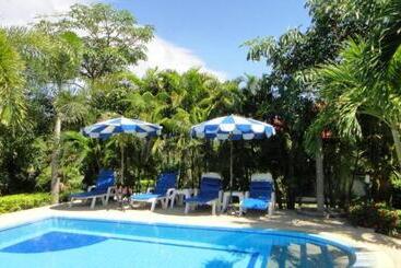 酒店 D&k Smiley Phuket Resort
