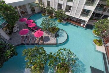 هتل The Sea Cret Hua Hin