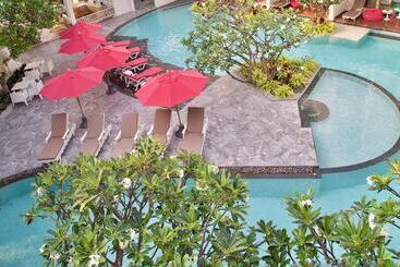 هتل The Sea Cret Hua Hin