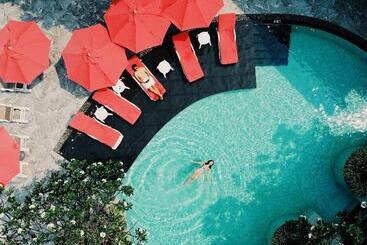 هتل The Sea Cret Hua Hin
