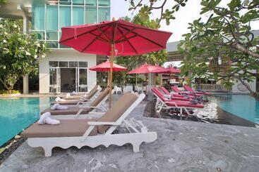 هتل The Sea Cret Hua Hin