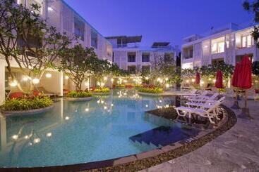 هتل The Sea Cret Hua Hin