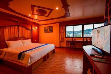 Tiger Complex - Patong Beach
