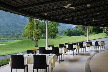 هتل Tinidee Golf Resort Phuket   Sha Extra Plus