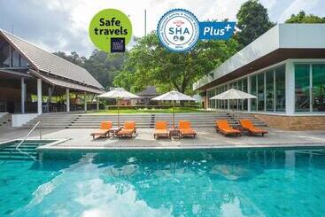هتل Tinidee Golf Resort Phuket   Sha Extra Plus