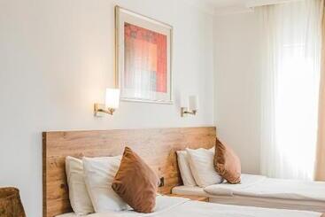 هتل Uptown Buyuk Anadolu Girne