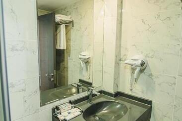 هتل Uptown Buyuk Anadolu Girne