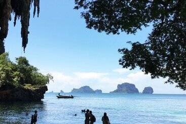 هتل Wild Orchid Villa Krabi