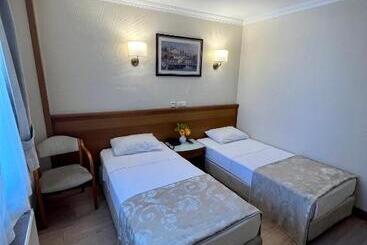 Yavuz Otel