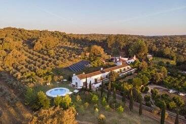 Imani Country House