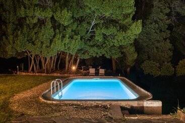 Imani Country House