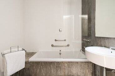 Imani Country House