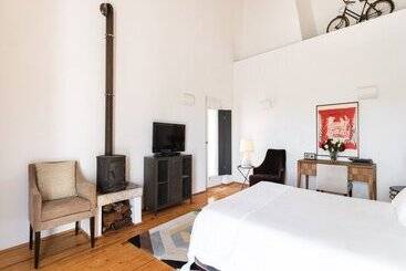 Imani Country House