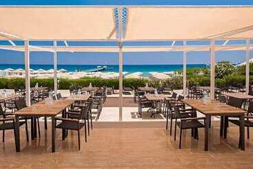 Kaya Artemis Resort & Casino
