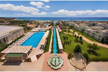 Kaya Artemis Resort & Casino