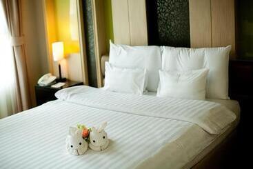 A Te Chumphon Hotel Sha Plus