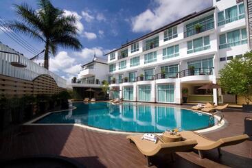 A Te Chumphon Hotel   Sha Plus