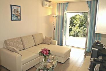 Peric Apartments