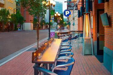 Residence Inn By Marriott San Diego Downtown/gaslamp Quarter
