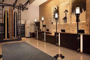 Residence Inn By Marriott San Diego Downtown/gaslamp Quarter