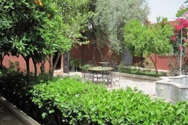 ریاض Dar Abdelkarim