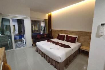 Yuwadee Resort