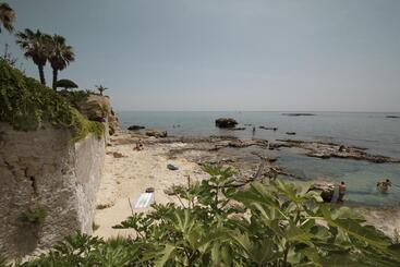 پانسیون Le Bain Suite   Accanto Al Mare Vicinissima A Ortigia E Al Teatro