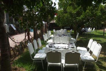 פנסיון Reda Land