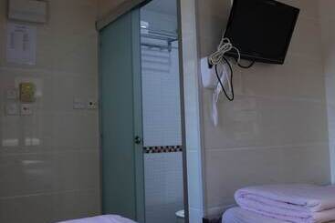 هاستل Om Guest House