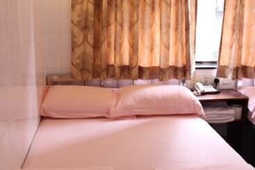 هاستل Om Guest House