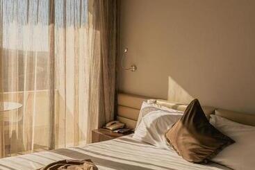 Country Lodge Hotel & Resort Beirut