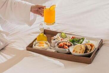 Country Lodge Hotel & Resort Beirut