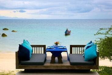 Haadtien Beach Resort