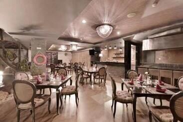 Amaroossa Hotel Bandung